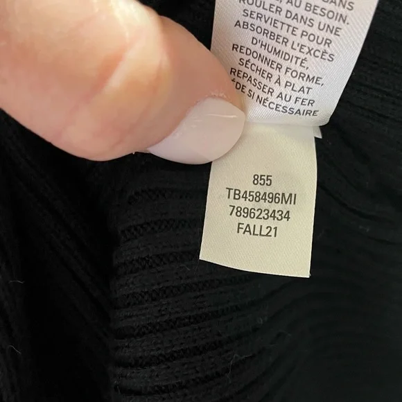 Treasure & Bond Dress V Neck Midi Sweater Ribbed Dress Black Size Large - Picture 8 of 9